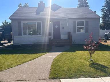 Main picture of 5017 W Hoffman Pl