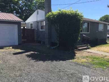 Main picture of 838 Park Ave