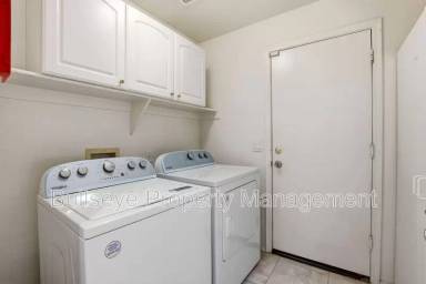 Main picture of 3902 S Cox Ct