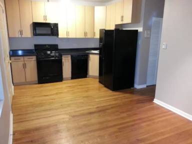 Main picture of 6132 S Ingleside Ave