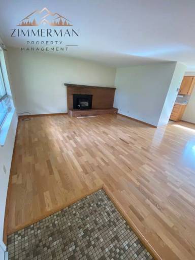 Main picture of 4395 Pearl St
