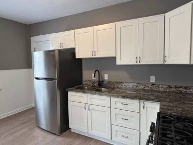 Main picture of 1041 Arkwright St