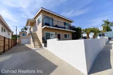 Main picture of 318 W Avenida Palizada