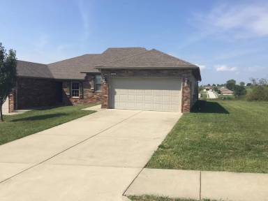 Main picture of 1115 N Missouri Dr