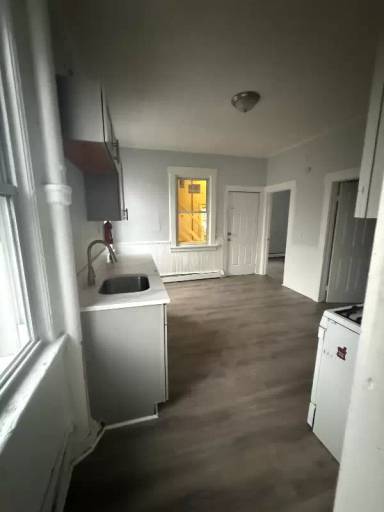 Main picture of 59 Park Ave