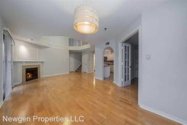 Main picture of 1010 Allen St