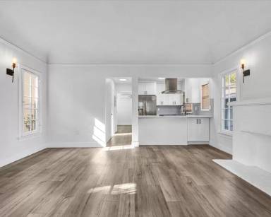 Main picture of 743 N Occidental Blvd