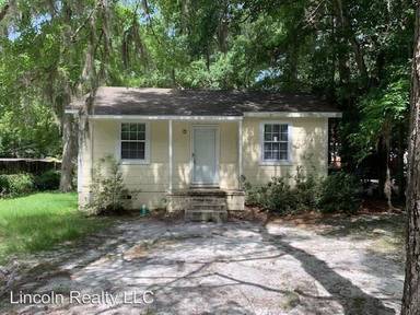 Main picture of 1206 McArthur Dr
