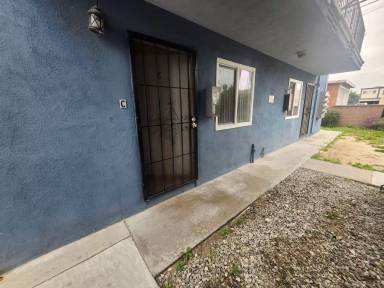 Main picture of 5729 California Ave