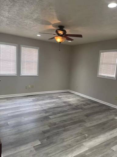 Main picture of 591 E Maiden St