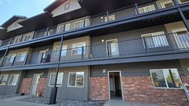 Main picture of 1225 W Kagy Blvd