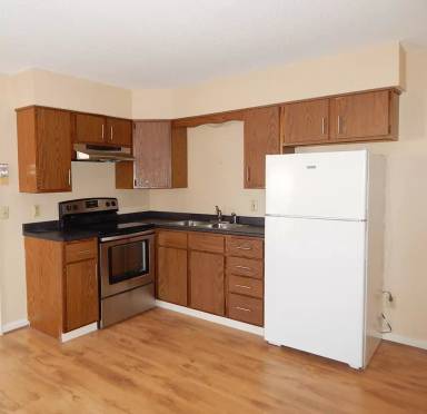 Main picture of 101 Elm St