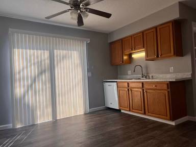 Main picture of 1703 W 55th St