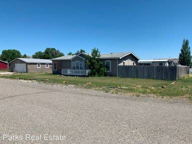 Main picture of 214 10th St N