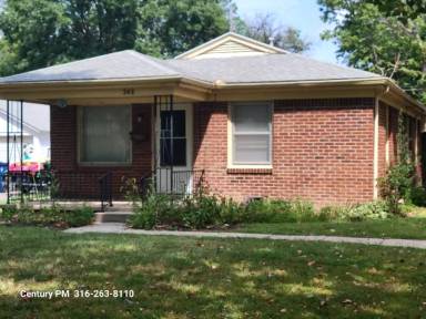 Main picture of 244 S Fern Ave