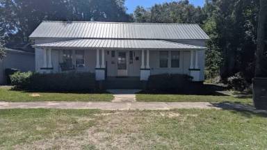 Main picture of 112 E Orange Ave