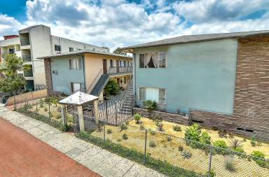 Main picture of 251 Loma Dr