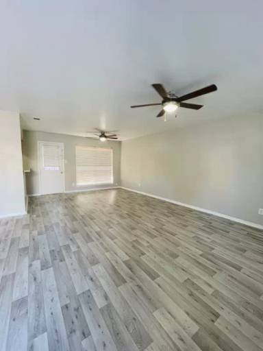 Main picture of 300 W Pioneer Pkwy