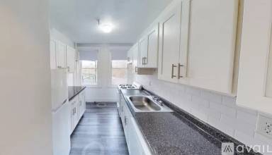 Main picture of 1626 Commonwealth Ave