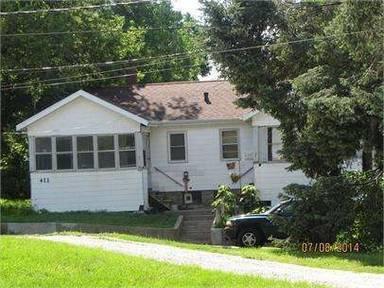 Main picture of 411 Whittier Ave