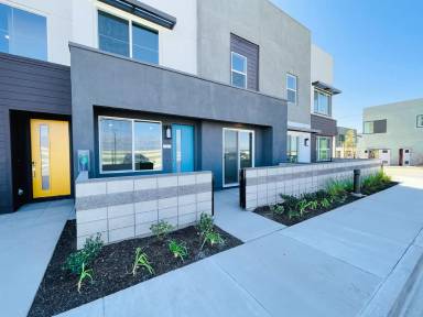 Main picture of 3621 S Allston Paseo