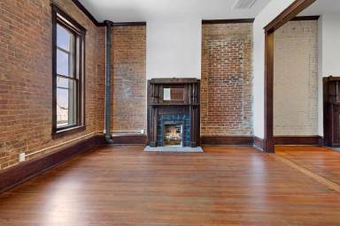 Main picture of 719 Bank St NE