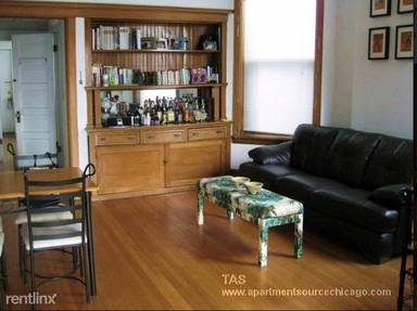 Main picture of 2922 W Logan Blvd