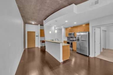 Main picture of Encore Condominiums
