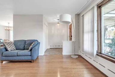 Main picture of 8509 N Ozanam Ave