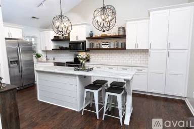Main picture of 3002 Lauren Place Dr