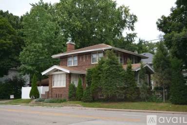 Main picture of 501 E Emerson St