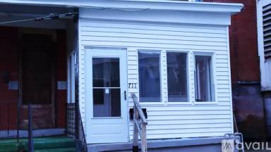 Main picture of 711 Watt Ln