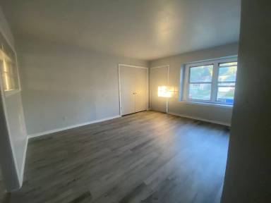 Main picture of 4824 N Iroquois Ave
