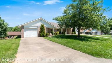 Main picture of 3815 Stonebridge Dr