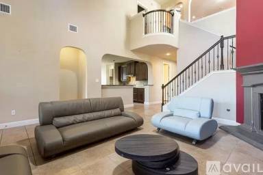 Main picture of 308 Gatepost Ct
