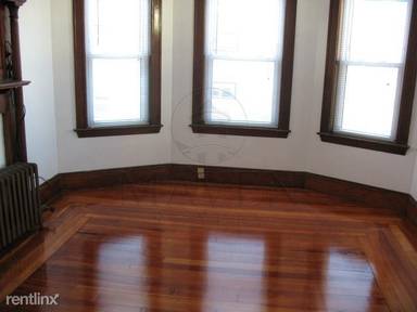 Main picture of 8 Waldo Ave