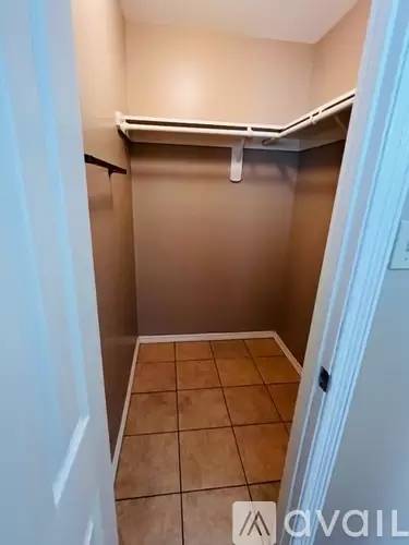Main picture of 2112 W Barcelona Ave