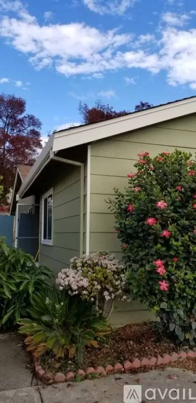 Main picture of 2046 Danderhall Way