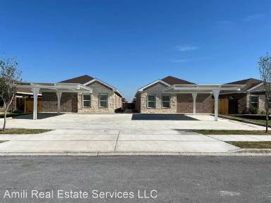 Main picture of 3206 Luz Divina St