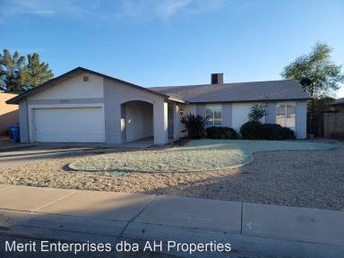 Main picture of 10063 W Minnezona Ave