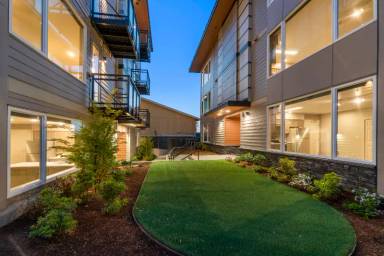 Main picture of McCormick View Apartments