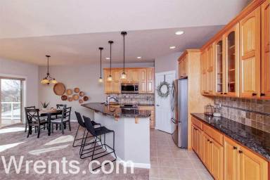 Main picture of 2315 W Chadwick Ln