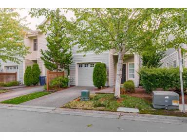 Main picture of 2227 NE Redelfs Way
