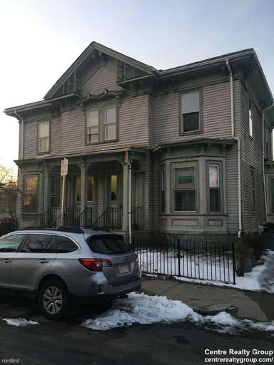 Main picture of 2 Arcadia St