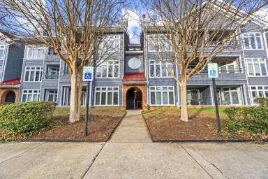 Main picture of 1127 Lake Heron Dr
