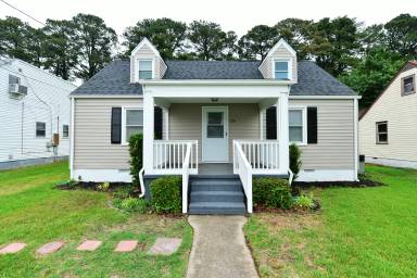Main picture of 119 Jacquelyn Dr