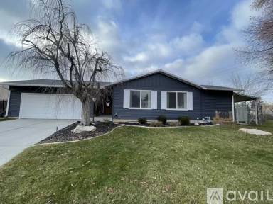 Main picture of 8216 S Valencia Pl