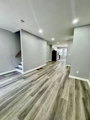 Main picture of 8119 Suffolk Ave
