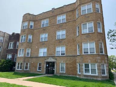Main picture of 6154 N Oakley Ave