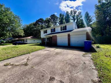 Main picture of 3237 Sir Meliot Dr